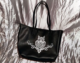 Hand painted leather Celtic knotwork owl purse