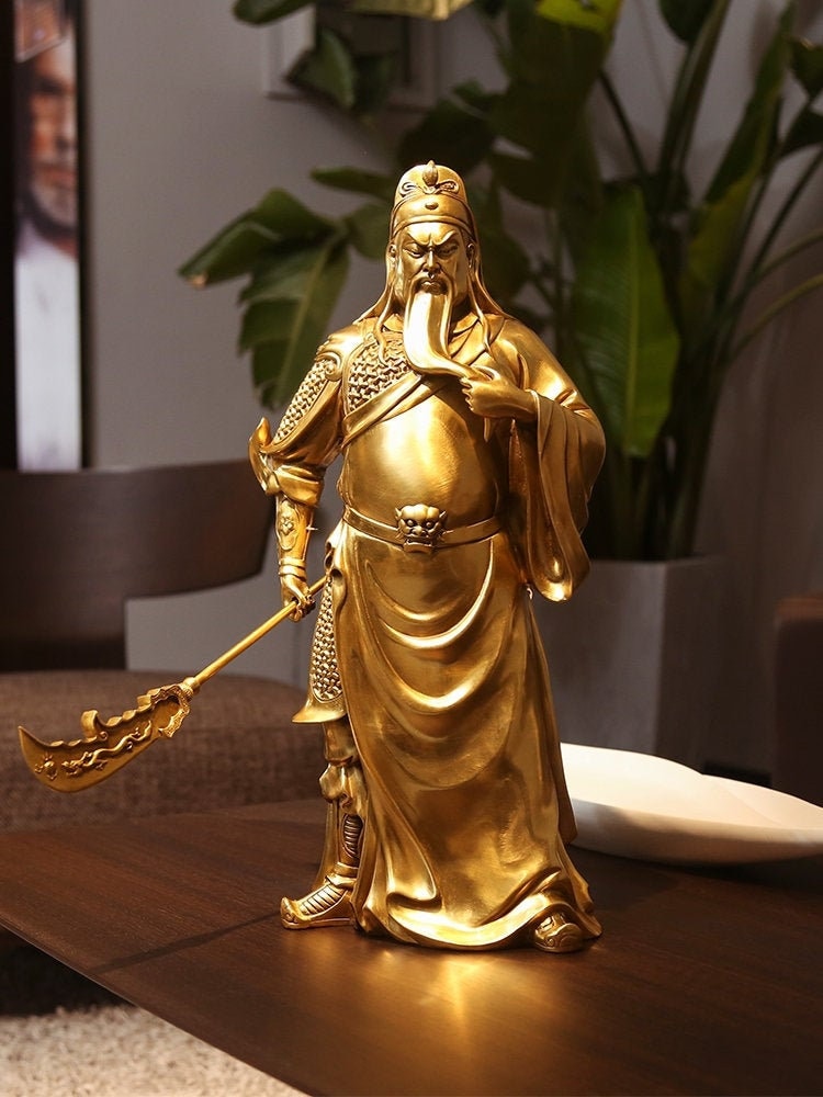 guan yu statue golds a