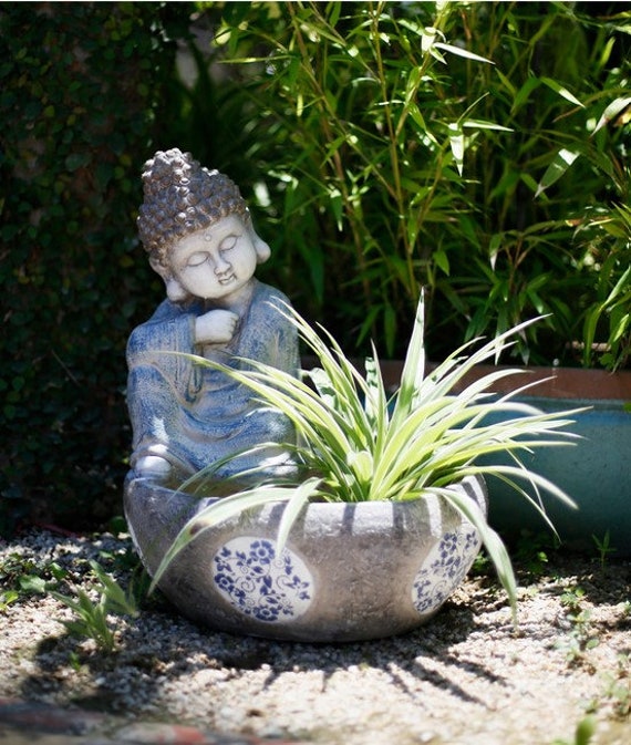 statue planter