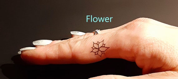 Kleine Tattoos Blume Berge Schmetterling Lotus Herz Etsy Schweiz