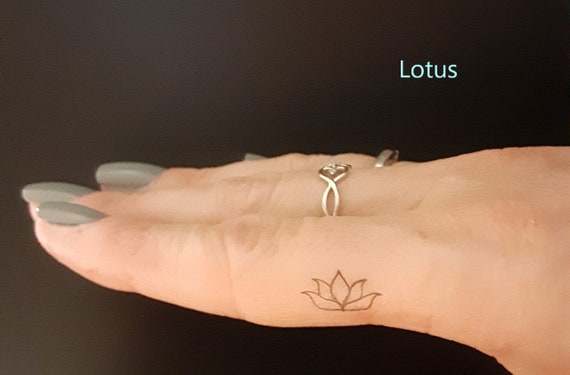 Kleine Tattoos Lotus Berge Schmetterling Herz Blume Etsy Schweiz