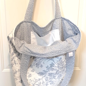 Upcycled Vintage Quilt Weekender Tote Bag: Handmade Oversized Travel Carryall