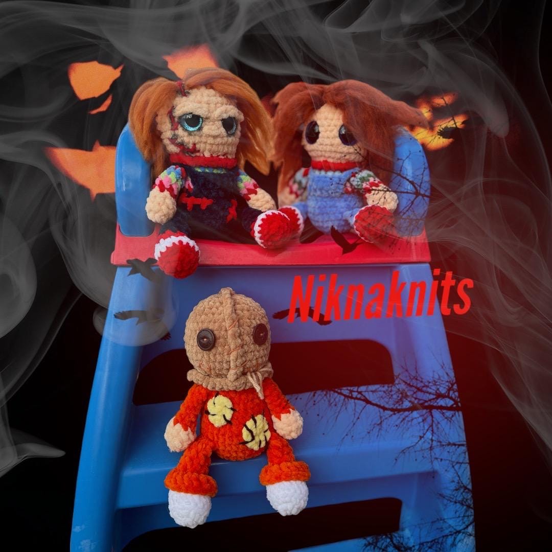 Peluche Chucky SEGA 33cm – Set Collector Child's Play – Horreur Pour Fans