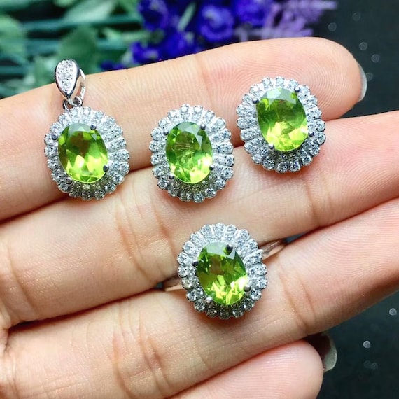 Peridot deals jewelry set