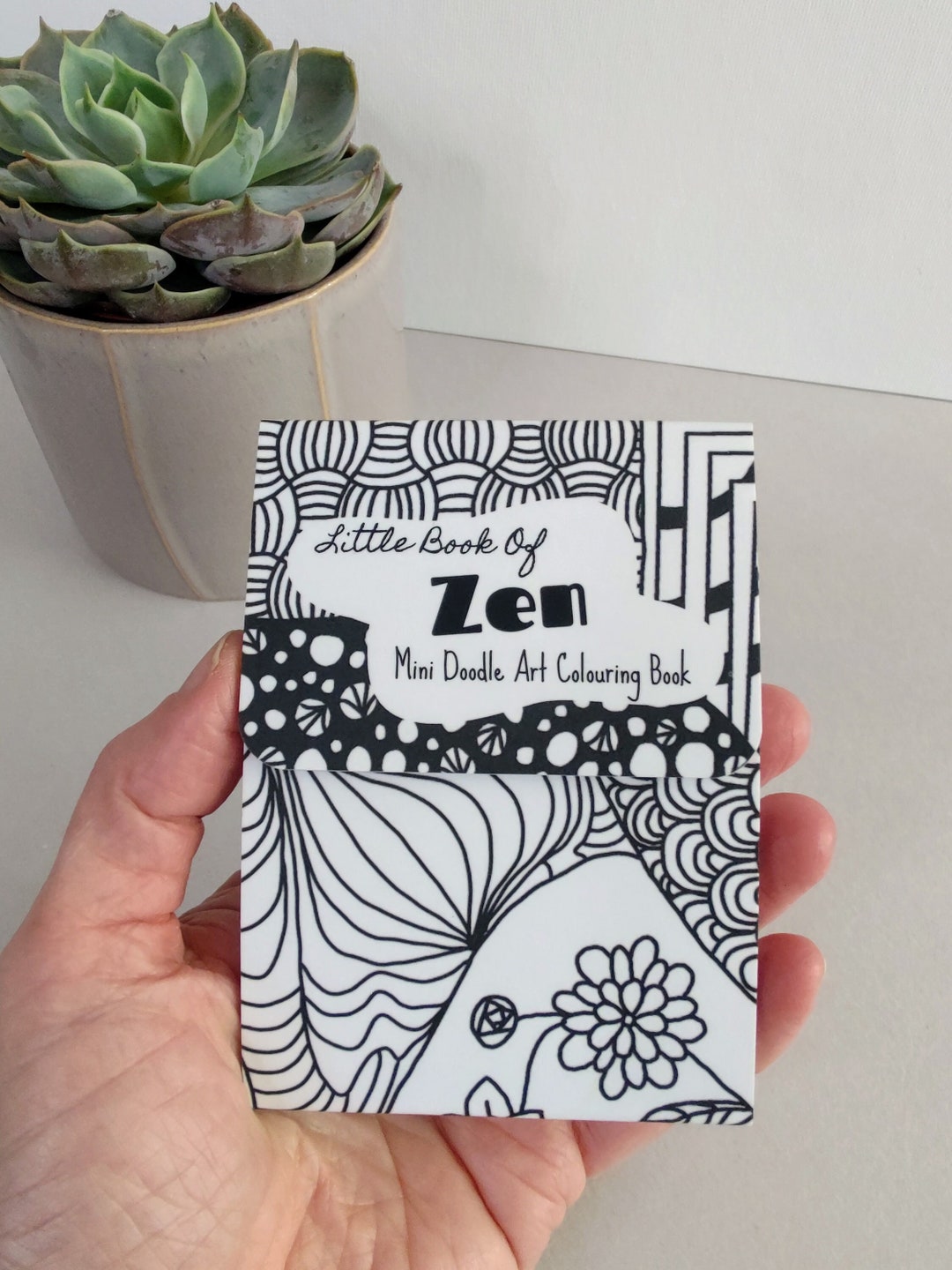 Little Book of Zen Mini Doodle Art Colouring Book for Adults. A7 Sheets  With Magnetic Closure Cover. -  Israel