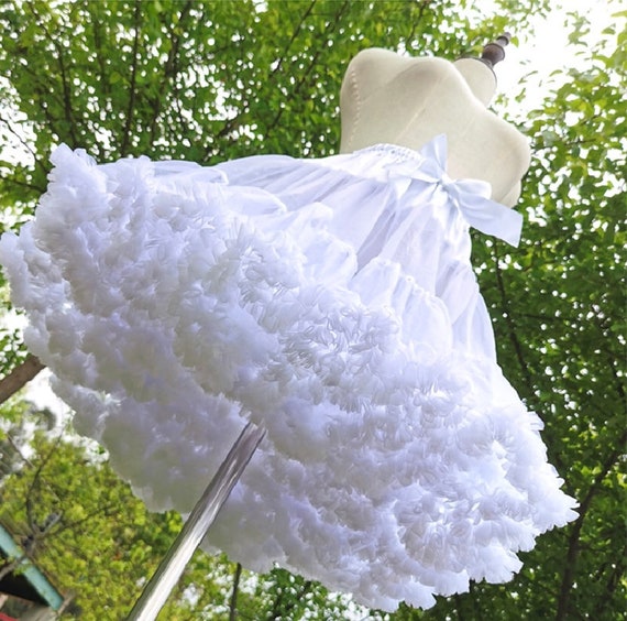 Fluffy underskirt Clearance