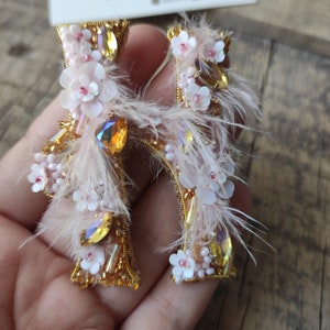 Broche de letras hecho a mano, joyería de letras de oro, pin de letra H, broche personalizado personalizado, joyería de nombre de regalo, broche de letra inicial, H con cuentas