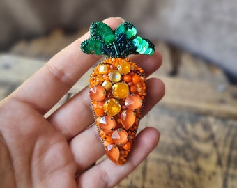 Handcrafted Carrot Brooch with Intricate Beadwork,Unique Gift For Veggie Lovers, The Jewelry Lover,  Orange Accessories, Gift For Mother,