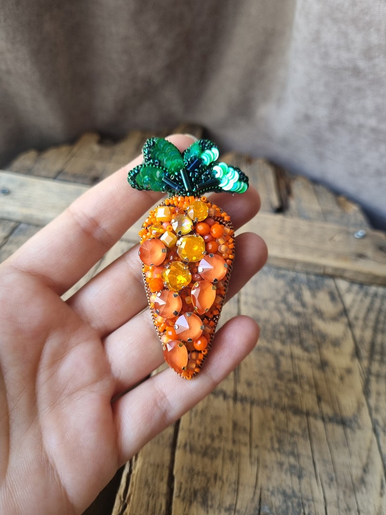 Handcrafted Carrot Brooch with Intricate Beadwork,Unique Gift For Veggie Lovers, The Jewelry Lover, Orange Accessories, Gift For Mother, image 2