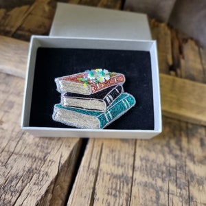 Embroidered Book Brooch, Sparkling Book Pin, Unique Gift for Mother, Elegance Jewelry, Gift For Book Lover, Embroidery Accessory image 6