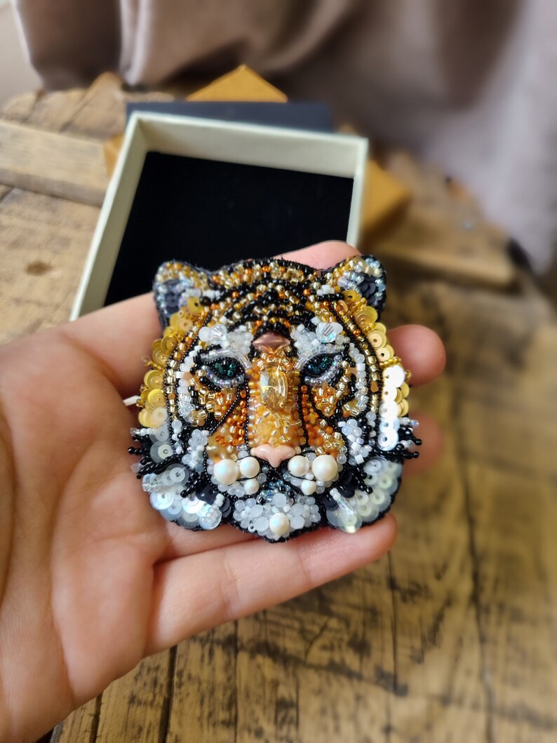 Handmade Tiger Brooch, Handcrafted Pin, Embroidery Brooch, Unique Gift For Her, Gift For Mother, Wildlife Inspired, Custom Jewelry image 6