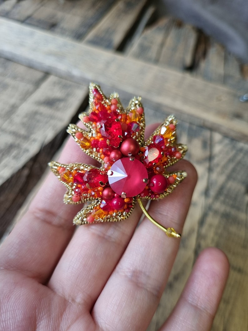 Red Leaf Brooch, Autumn Fashion, Naturel Inspired Accessory, Handmade Jewelry, Red Beaded Accessory , Gift For Mother, Gift For Valentine image 5