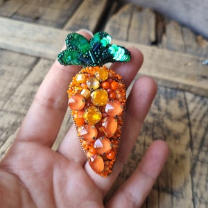 Handcrafted Carrot Brooch with Intricate Beadwork,Unique Gift For Veggie Lovers, The Jewelry Lover, Orange Accessories, Gift For Mother, image 9