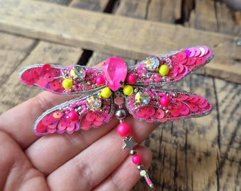 Pink Dragonfly Brooch – Beaded Insect Pin