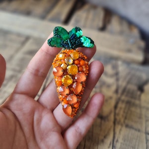 Handcrafted Carrot Brooch with Intricate Beadwork,Unique Gift For Veggie Lovers, The Jewelry Lover, Orange Accessories, Gift For Mother, image 10