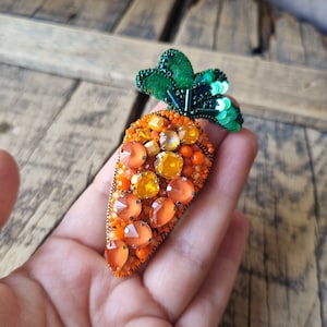 Handcrafted Carrot Brooch with Intricate Beadwork,Unique Gift For Veggie Lovers, The Jewelry Lover, Orange Accessories, Gift For Mother, image 7
