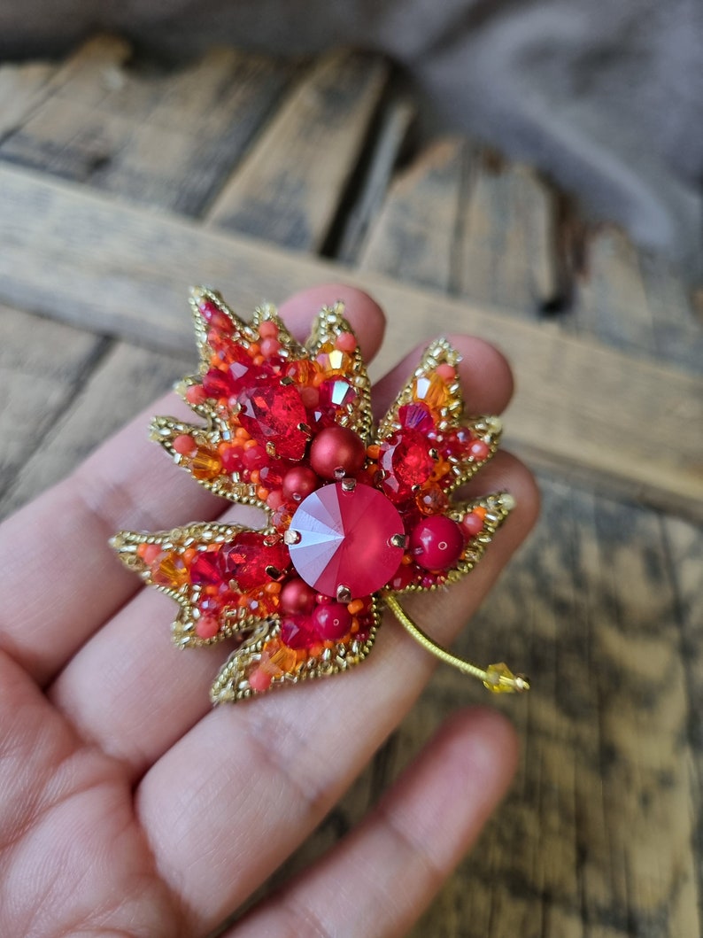 Red Leaf Brooch, Autumn Fashion, Naturel Inspired Accessory, Handmade Jewelry, Red Beaded Accessory , Gift For Mother, Gift For Valentine image 6