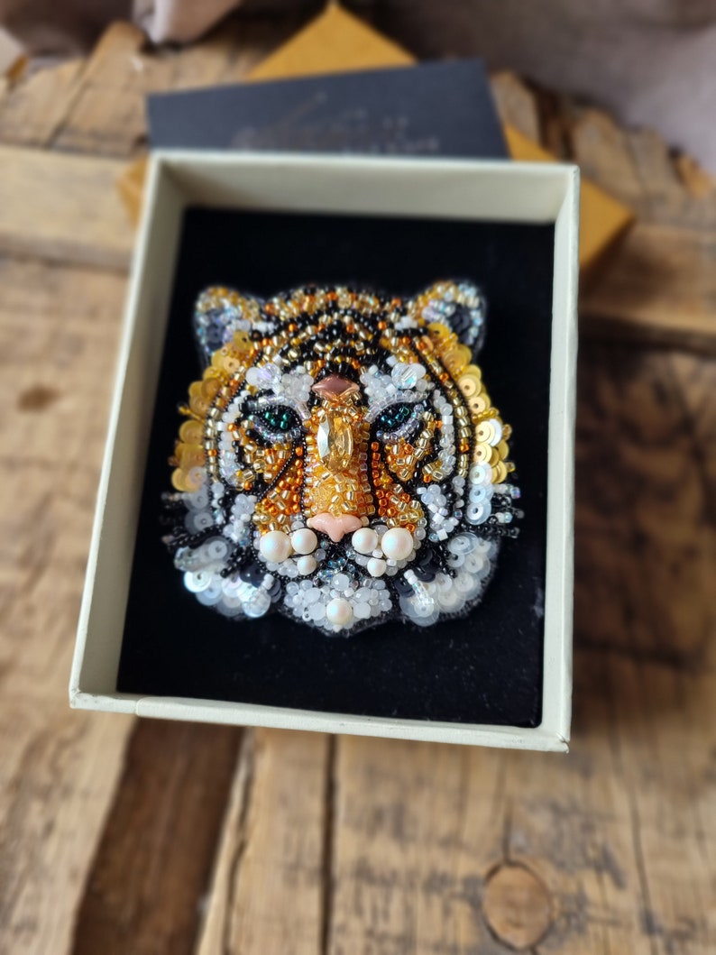 Handmade Tiger Brooch, Handcrafted Pin, Embroidery Brooch, Unique Gift For Her, Gift For Mother, Wildlife Inspired, Custom Jewelry image 9