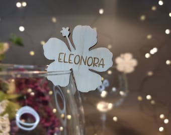 Personliga tränamnskort för glas - Blommor - Laserskurna och graverade bordsdekorationer för bröllop, årsdagar, fester, andra evenemang