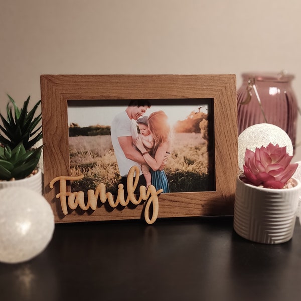 FAMILY Picture Frame 6''X4'',10X15 cm Cherish Your Loved Ones with this Beautiful 6''X4'' Family Picture Frame - Perfect for 10X15 cm Photos