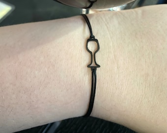 VINO NERO / BRACCIALE / buono regalo personalizzato / braccialetto per feste dell'amicizia / bicchiere di vino / testo personalizzato / resistente all'acqua