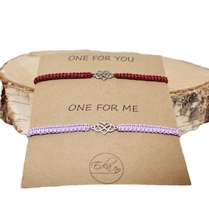 SET di 2 bracciali a forma di cuore INFINITY LOVE / biglietto regalo personalizzato / amore tra sorelle / bracciale dell'amicizia / bracciale di coppia / regalo per partner