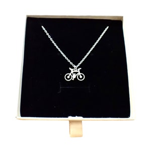 COLLIER DE VÉLO | vélo | 18 couleurs | carte cadeau personnalisée | chaîne de vélo | cyclisme | collier résistant à l'eau