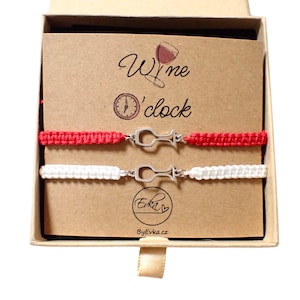 SET von zwei WEIN ARMBÄNDER | personalisierte Geschenkkarte | Freundschaftsarmband | Weinglas | Schwestern Liebe Armband | für zwei besetzt