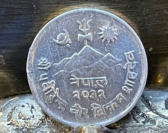 Nepal 5 Paisa Coin: Everest, Sacred Cow, Hindu Trident for Jewelry