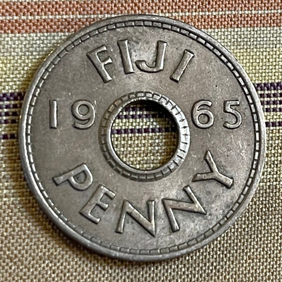 フィジーの穴あきペニーコイン：本物のクラフト用品 - Etsy 日本