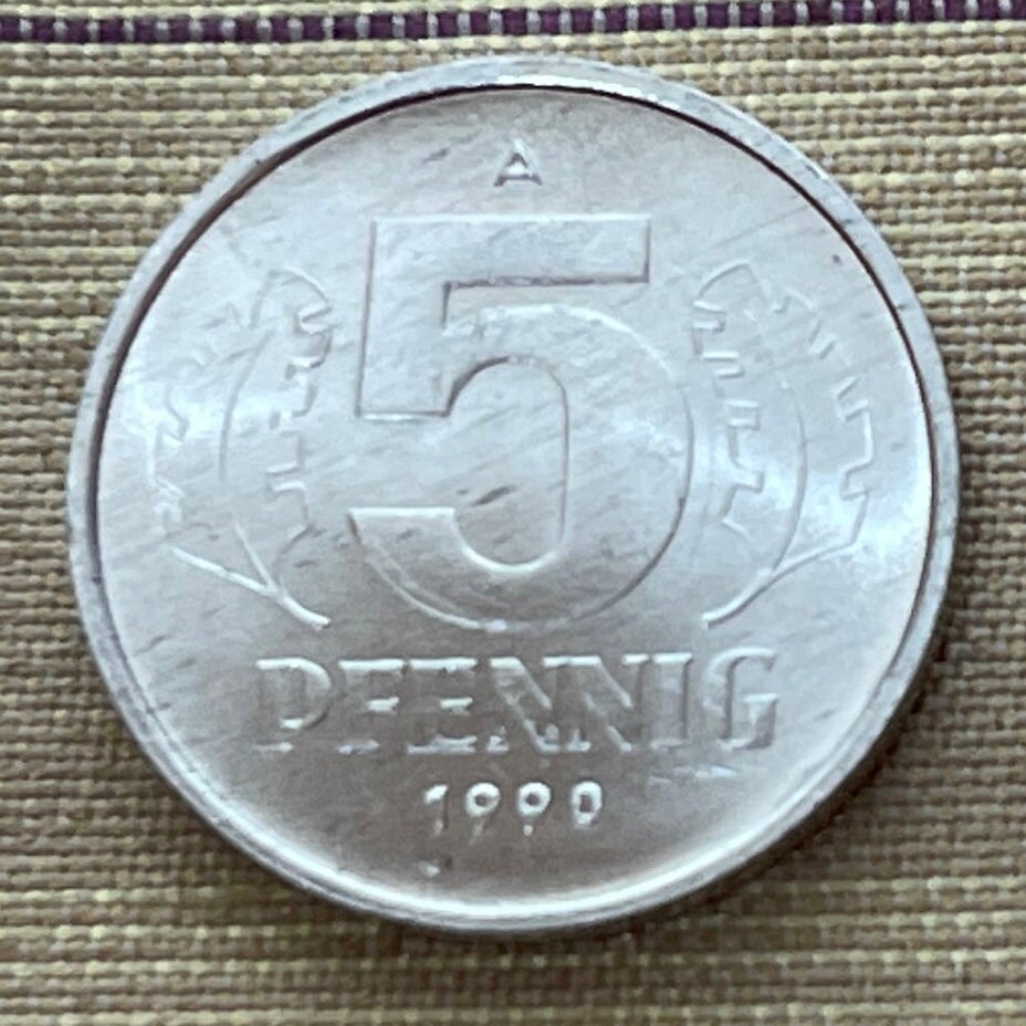 東ドイツ 5 ペニヒ硬貨：ハンマーとコンパス、GDR コレクターズ