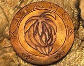 1961年カタンガ1フラン硬貨：プランテン＆クロス、コンゴの宝飾品 