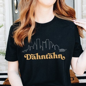 Dahntahn Pittsburgh Shirt Pittsburgh Gifts Pittsburgh Clothing The Burgh Shirt Yinz Shirt Pittsburgh Tshirt Pittsburgh Tee Yinzer Shirt
