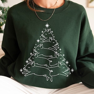 Pig Christmas Sweatshirt Pig Lover Gift Pig Mom Shirt Farm Animal Sweater Christmas Farm Crewneck Pig Dad Gifts Farmer Farming Farmcore