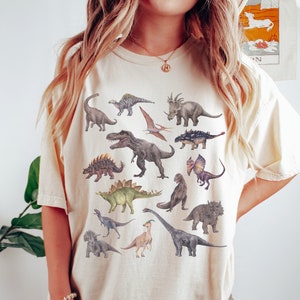 Dinosauro abbigliamento online 2025