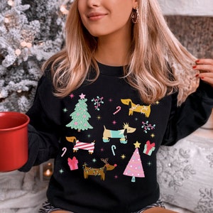 Dachshund Christmas Sweatshirt Holiday Wiener Dog Sweater Weiner Dog Gift Weenie Dog Gifts Sausage Dog Clothes Doxie Crewneck Black