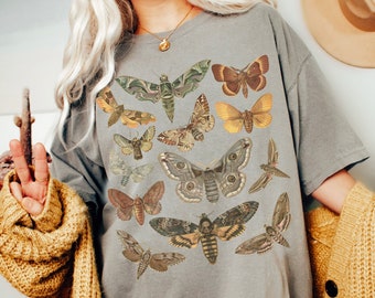 Comfort Colors Moth Shirt Goblincore Shirt Cottagecore Clothing Dark Academia Shirt Cottage Core Clothes Bug Shirt Moth Tshirt Insect Shirt