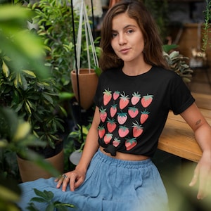 Strawberry Shirt Strawberry Clothes Strawberry Top Garden Shirt Aesthetic Clothing Cottagecore Clothes Botanical Shirt Strawberry Print image 2