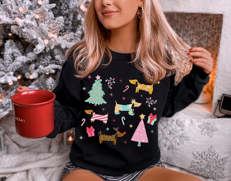 Dachshund Christmas Sweatshirt Holiday Wiener Dog Sweater Weiner Dog Gift Weenie Dog Gifts Sausage Dog Clothes Doxie Crewneck Black