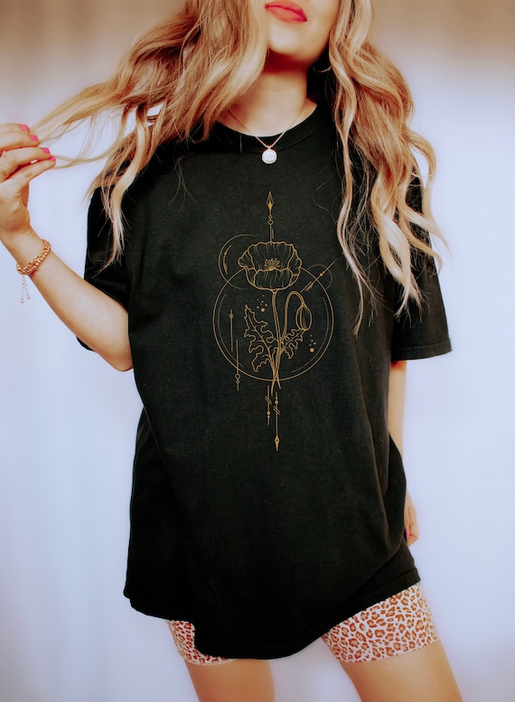 August Birth Flower Shirt Poppy Shirt Flower Gift August Birth Month Shirt Trendy Birthday Gift Aesthetic Clothes Witchy Celestial Tee