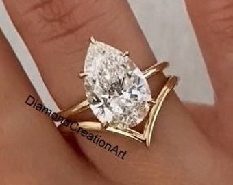 11x8 MM Pear Shaped Moissanite Engagement Ring, Matching Curved Band, Solitaire Pear Moissanite Ring, 14K Solid Gold Unique Wedding Ring Set