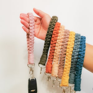 Brazalete de macramé, accesorio de cordón para llaves, llavero boho, llaveros, regalo para ella
