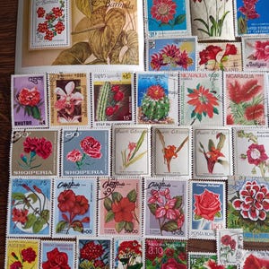 Red flower stamps lot no. 124