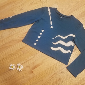 Handgemachtes petrolfarbenes Kurzarm T-Shirt, Einzelstück; langärmliges Crop Top, modernes Langarmshirt