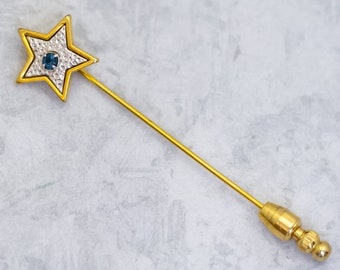 Vintage Star Tip Rhinestones Gold Tone Stick Pin by Avon - C12