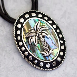 18 inch, Vintage Necklace, Tropical Necklace, Pal tree Necklace, Pendant Necklace, Cord Necklace - CO1