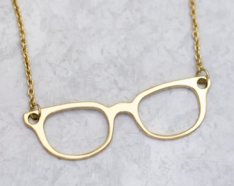 26 inch, Vintage Necklace , Eyeglasses Necklace , Fashion Necklace , Gold Tone Necklace , Sunglasses Necklace  - CO1