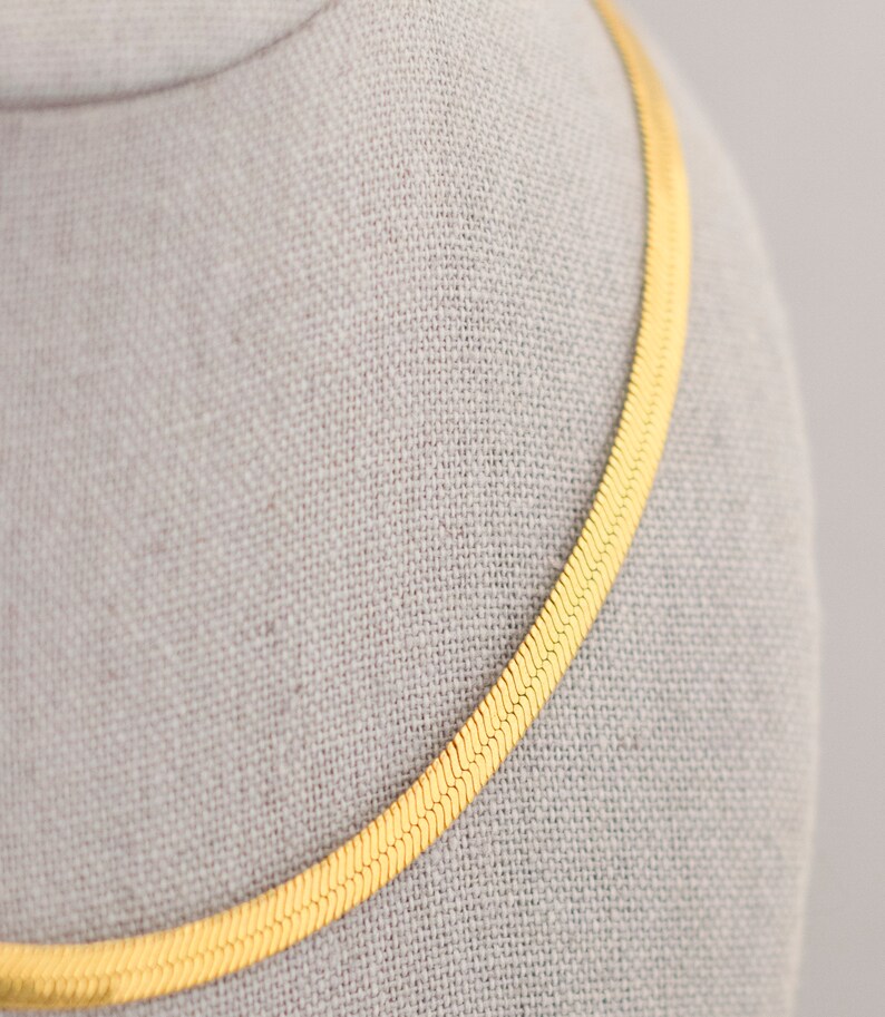 18 Inch Gold Chain Necklace CC1