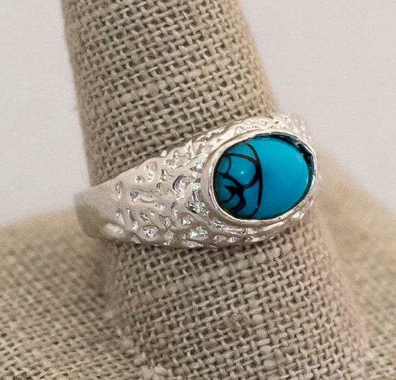 Size 10 modern blue sky vintage ring (C1) - image 2