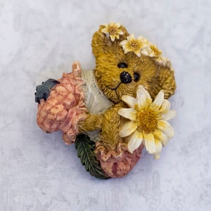 Vintage Brooch, Teddy Bear Brooch, Flower Brooch, Ladies Brooch, Love Brooch, Romantic Brooch - CG1